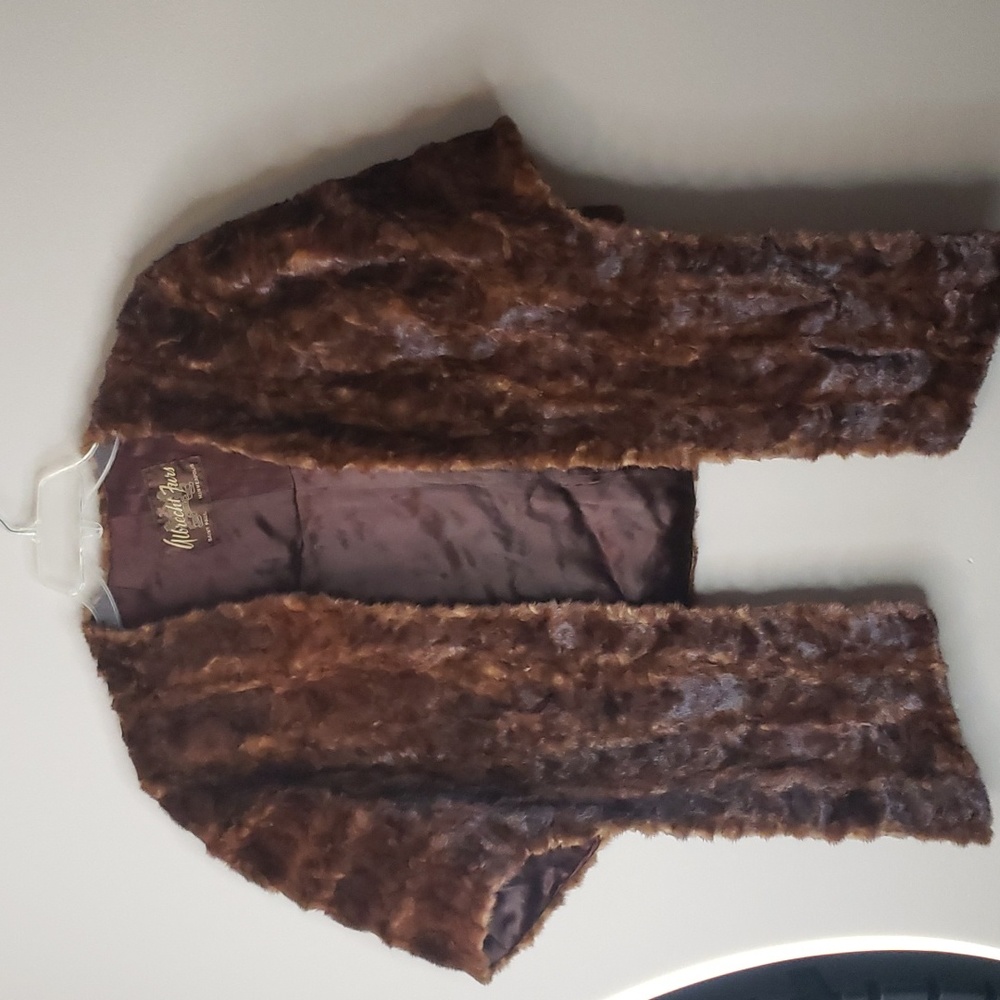 Vintage Albert's Furs Cape satin Lined With Pockets and Hook Closure